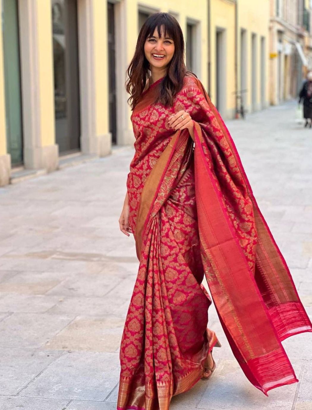 Binita Red Traditional Banarasi Silk Saree