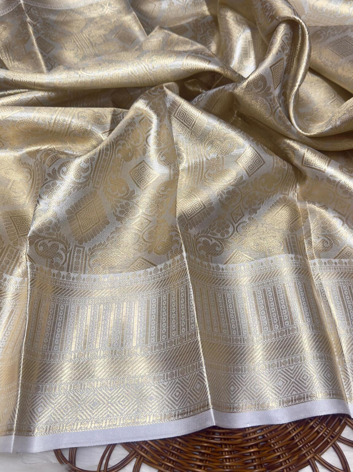 Janaki – Silver Tissue Silk Saree with Jacquard Weaving Elegance