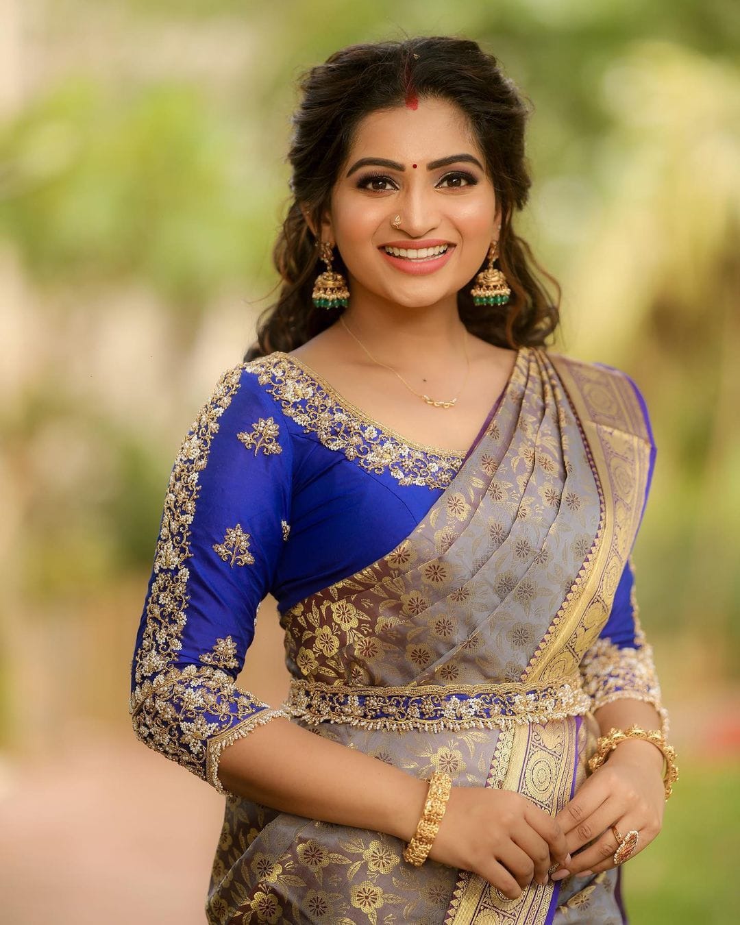Annapurna - Grey Soft Silk Saree with Jacquard Work and Dual Blue Blouse Options