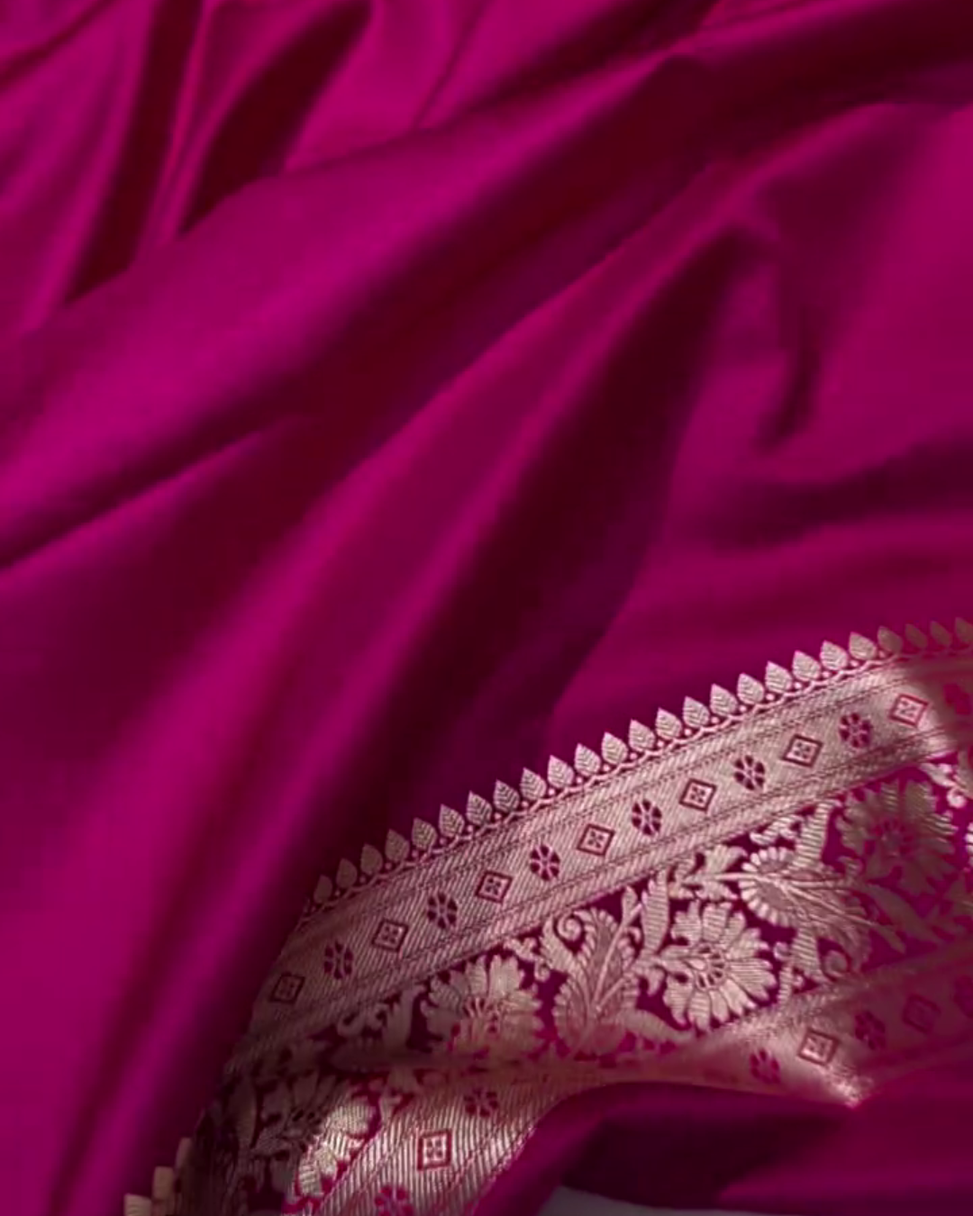 Tanirika - Pink Mashru Silk Saree with Golden Zari Butta & Royal Woven Pallu