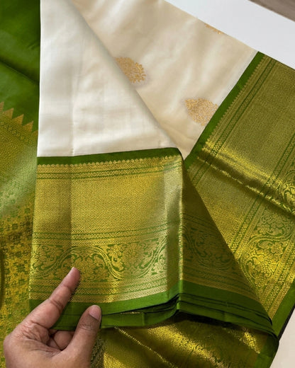 Rupalika - Ivory Green Traditional Silk Saree