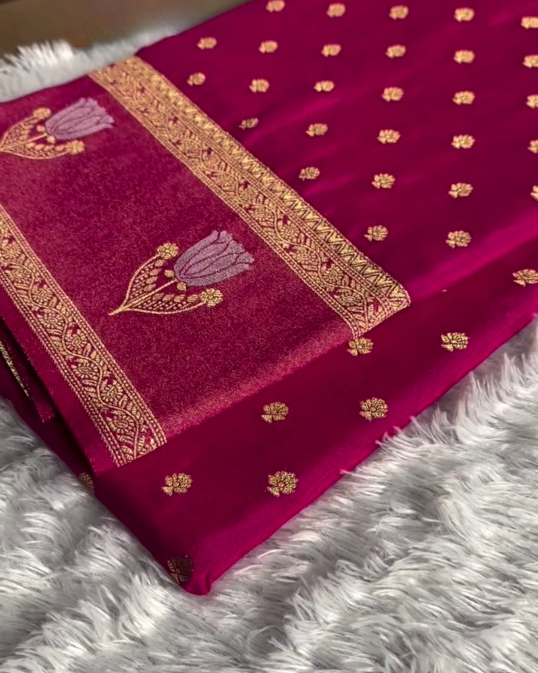 Nandita - Rani Pink Banarasi Zari Butti Saree