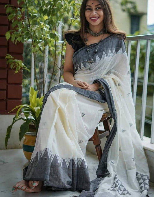 Shanvika Black & White Handloom Cotton Saree