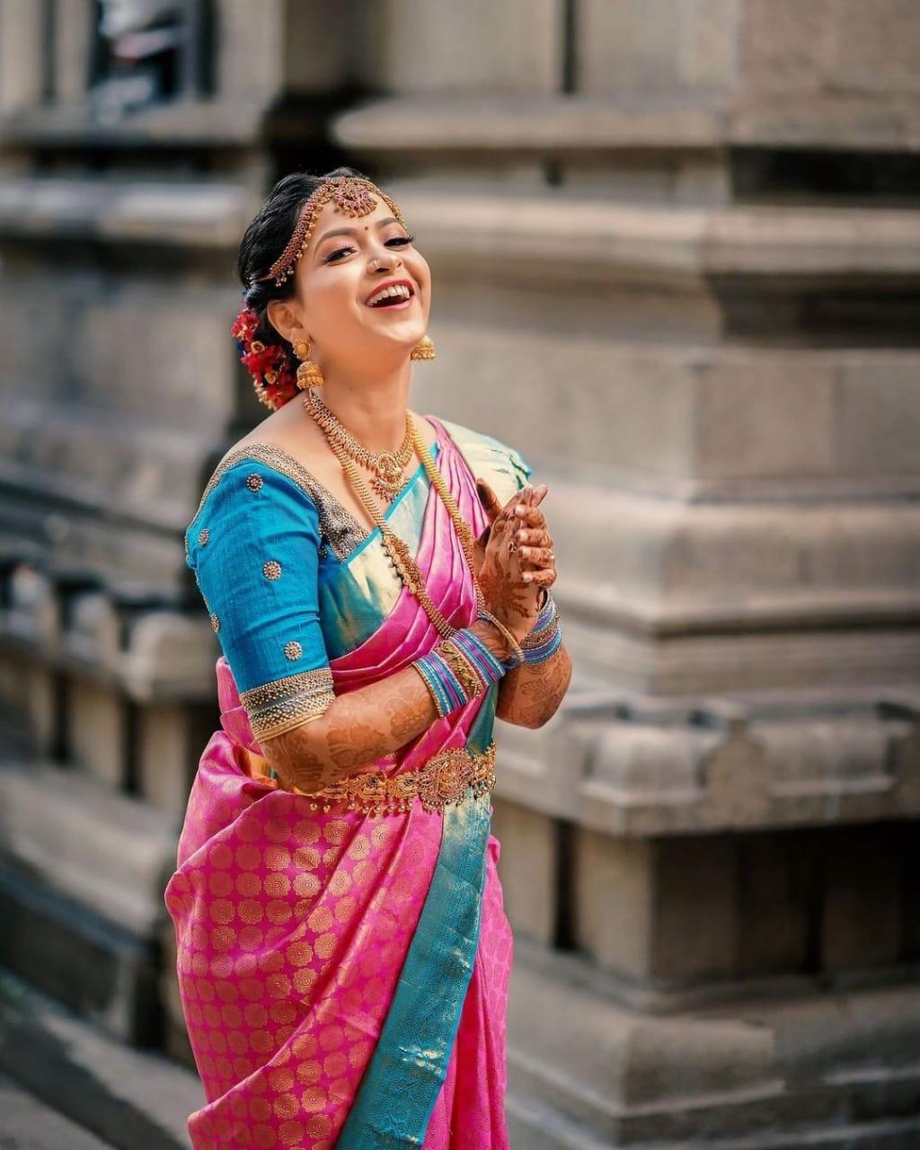 Bhavika - Dark Pink Banarasi Silk Saree with Jacquard Weaving & Firozi Blouse